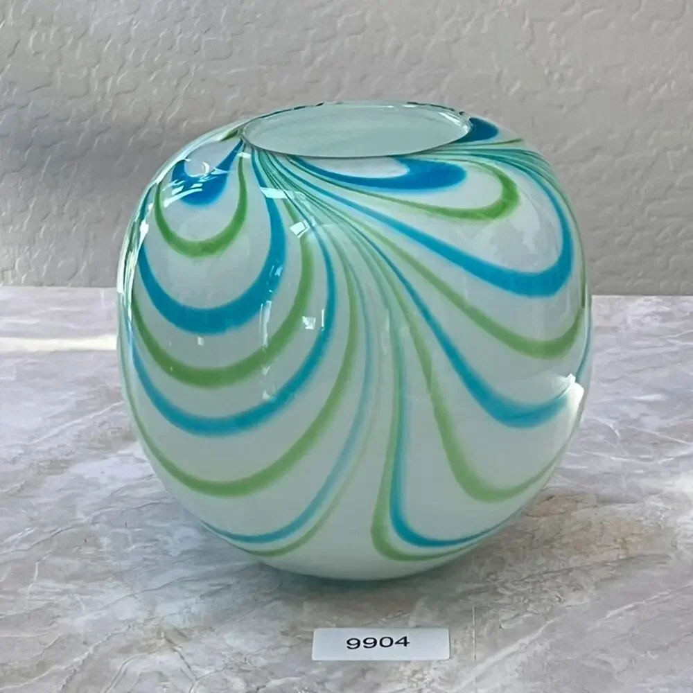 Hand Blown Art Glass Vase 8